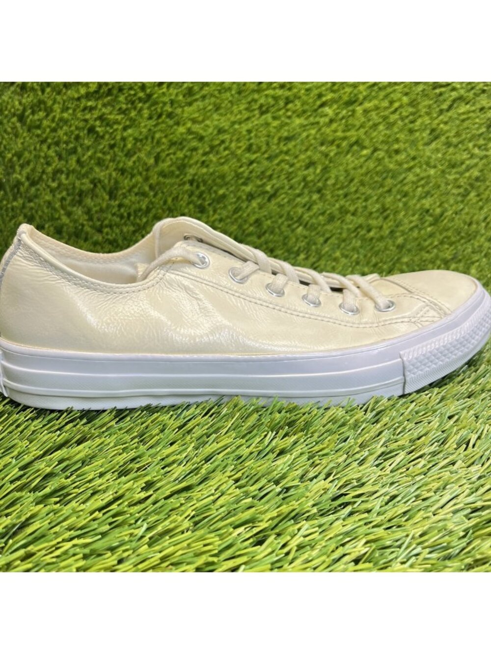 Converse Chuck Taylor All Star OX Womens Size 9 Cream Athletic Shoes Sneakers